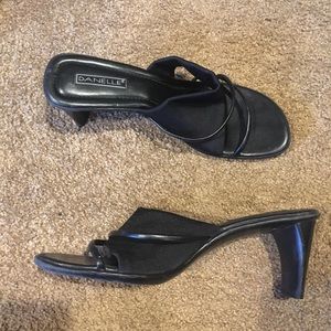 Danielle Black Heel